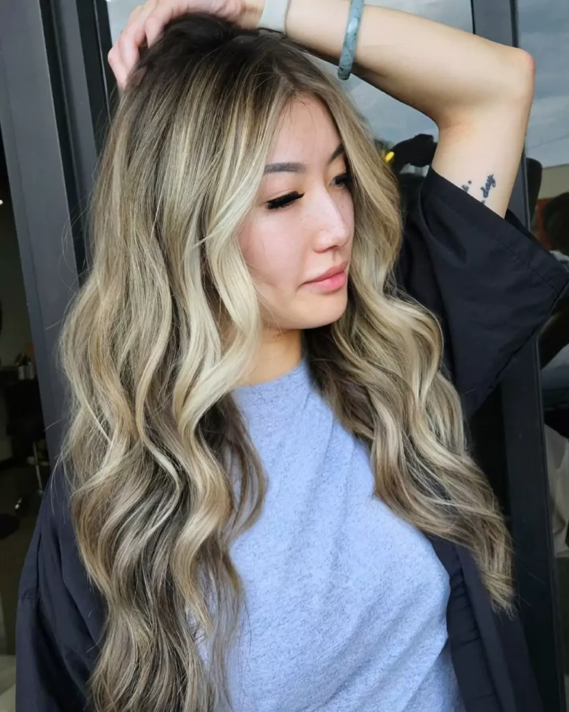 Ashy Blonde Waves with Chocolate Lowlights