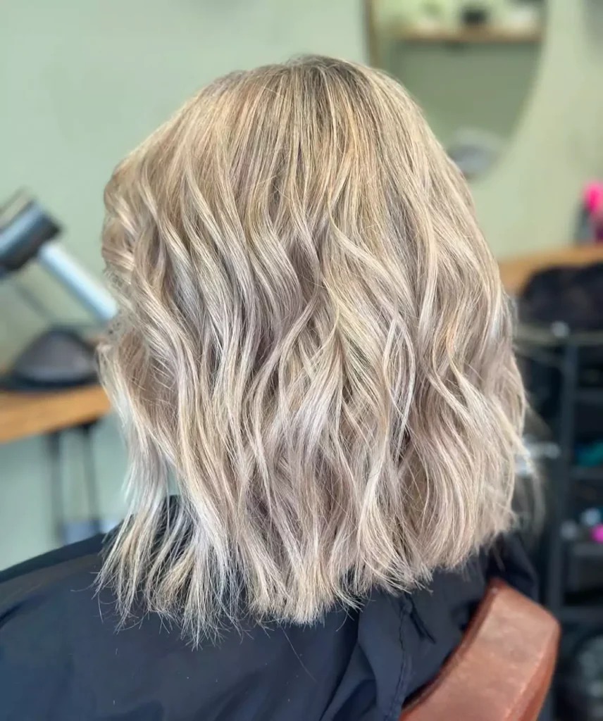 Ashy Platinum Blonde Waves