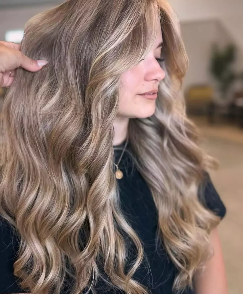 Bronde Balayage Waves