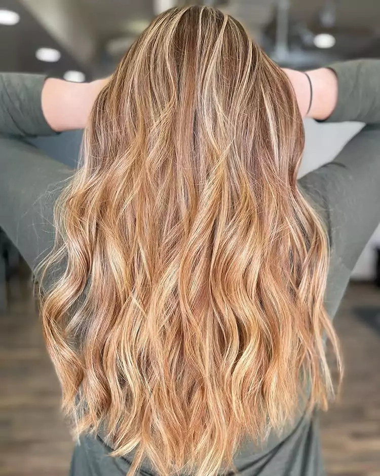 Caramel Strawberry Blonde Waves