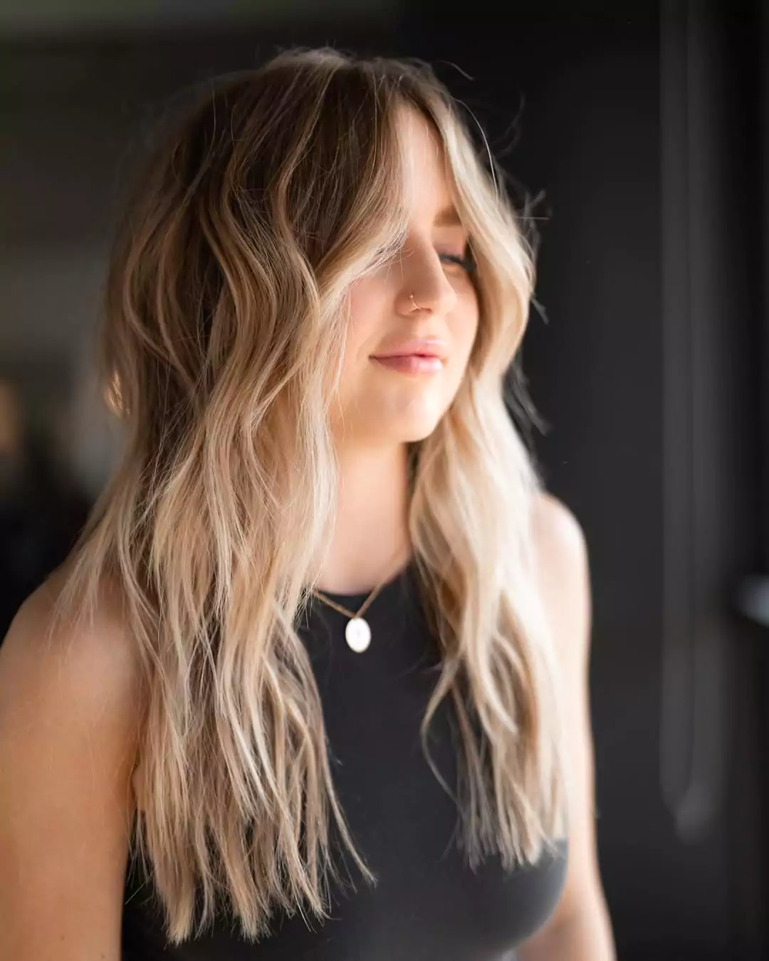Honey Blonde Beach Waves with Dimensional Highlights