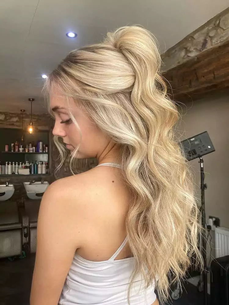 Voluminous High Ponytail