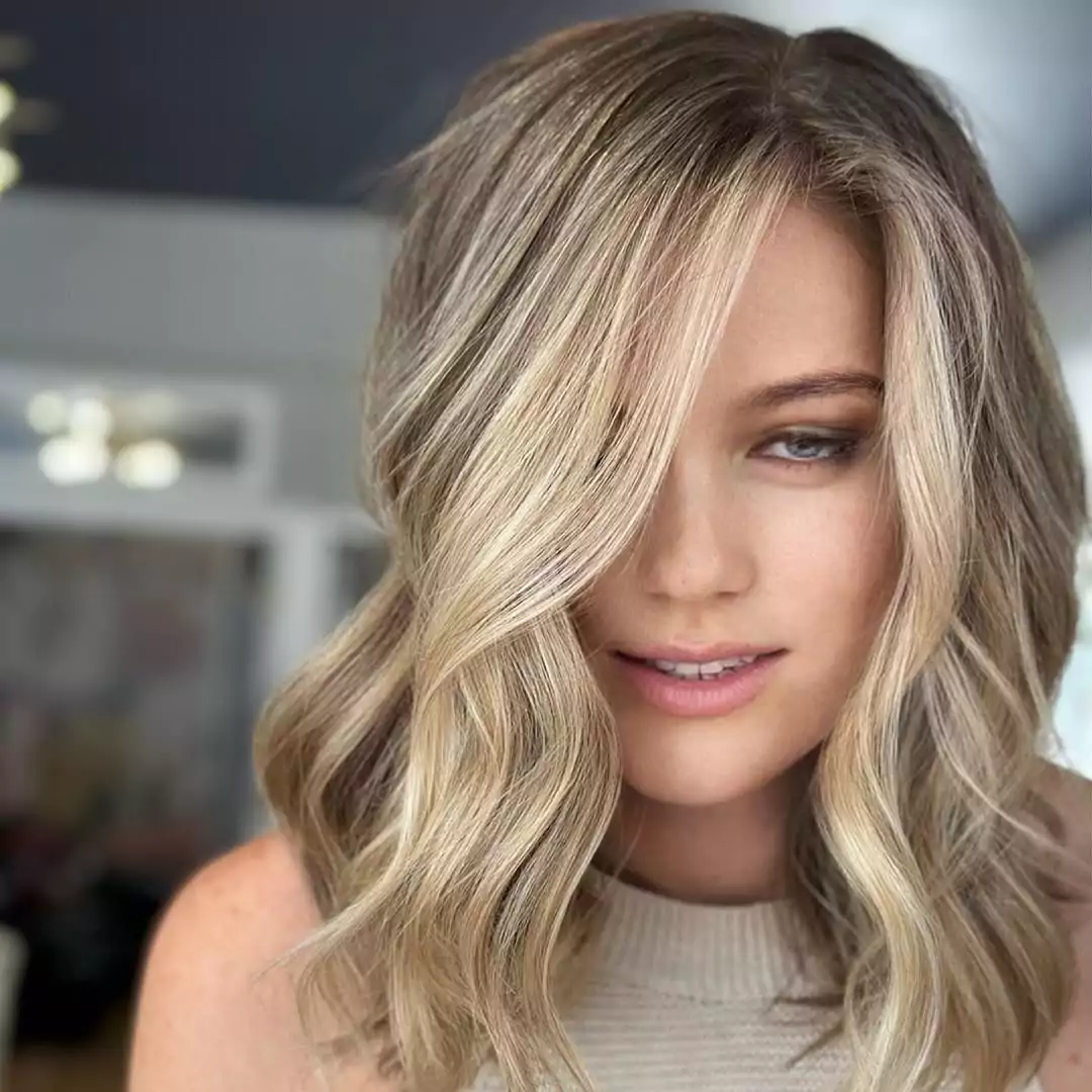 Warm Honey Blonde Hair lob